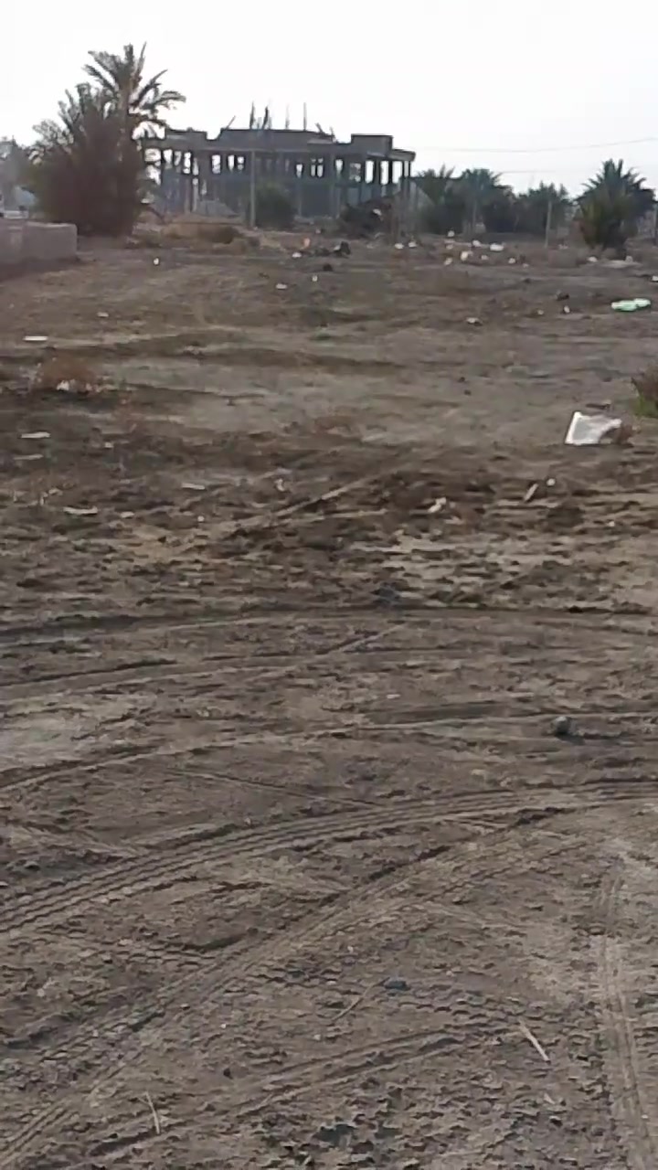 ٢٥٠متر طابو زراعي سند ٢٥ للبيع بهور حجاب قرب الامام سيد سهيل خدمات بيهه ماء كهرباء موالده شارع ٦ متر  ***********
