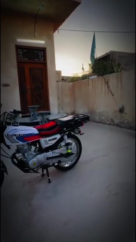 سلام عليكم دراجه اربعه كير نامه شلامجه موديل 26وشاصي 20اوراقهه ضايعه ابيع كلك دراجه نضيفه حيل ديوانيه مركز ما متواجد خاص السعر اتصل***********
