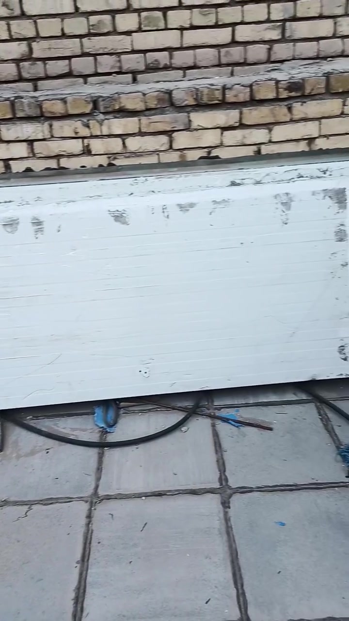 السلام عليكم
متوفر سندويتش عدد 2
طول 3متر ونص 
مكاني ناصرية مركز 
***********  واتساب
