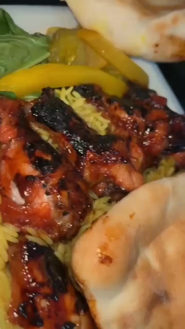 مطعم الهرموشي

إذا تريدون أكلة طيبة، حارة ونظيفة وتوصل للبيت مثل ما طالعة من المطبخ 😋🔥
جربوا مطعم الهرموشي بالدورة ❤️
🍔 بركر بلحم عراقي صافي وطعم يفوز
🍗 دجاج طازج ومذاقه يفتح النفس
🌯 لفّة بركر بصوصها والجبن… حكاية ثانية 🤤
🚗 توصيل مجاني
🎁 وكل 4 وجبات تاخذون الخامسة مجاناً!
عن تجربة، الأكل طيب وحار والتوصيل مرتب 👌🏻
الهرموشي… جرّب مرة، وراح يصير من اختياراتك الدائمة ❤️‍🔥
