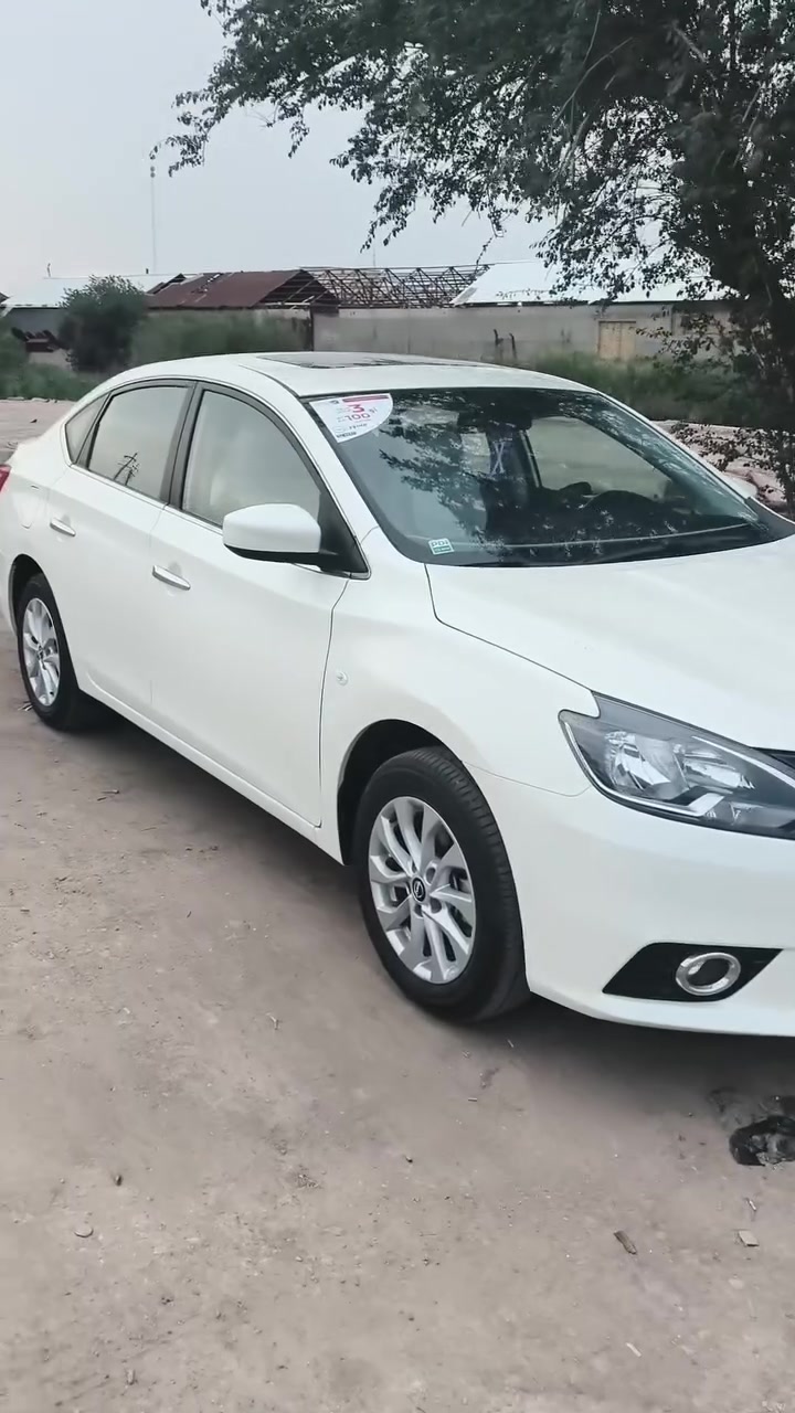 نيسان سنترا • داخلي بيج • ٤٠٠٠