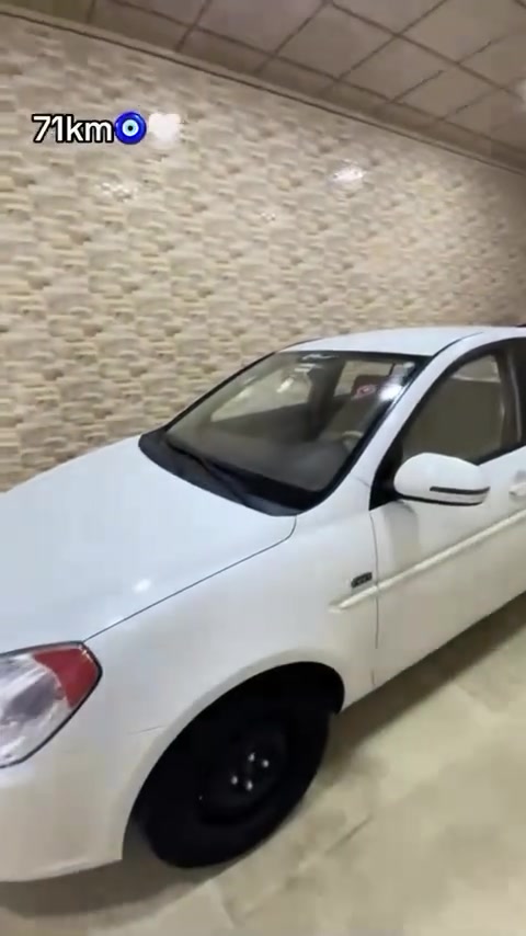 ***********
