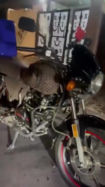 دراجه دايواند موديل 24 رقم أربيل  ماشيه 3000 محرك بل شرط دراجه مكفوله من تأثير للتاير  شاصي عريض الهندي السعر مليونين ونص وبيه مجال  رقم بي وات ساب ***********
