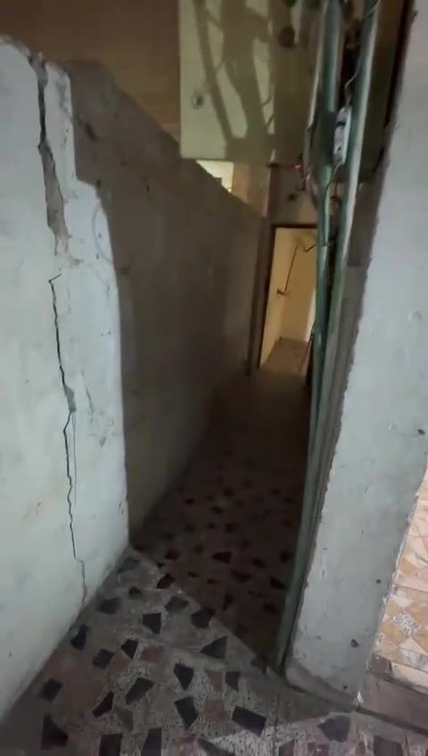 السلام عليكم موجود بيت للايجار يحتوي على استقبال ومطبخ وغرفتين نوم و خدمات خارجية العنوان. الامين الثانية قرب سوبر ماركت الركن الابيض الرقم ***********موجود واتساب
