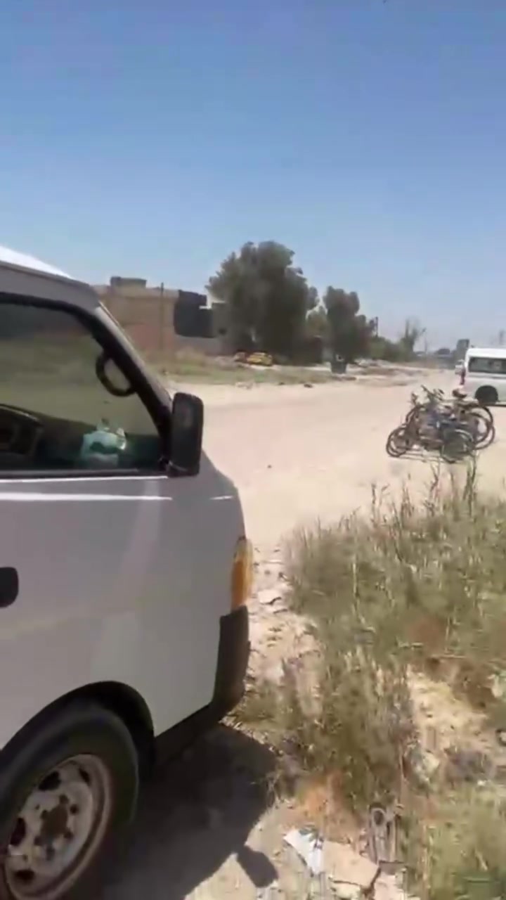 بيت للبيع • شارع أربعين تجاري • طابق ونص