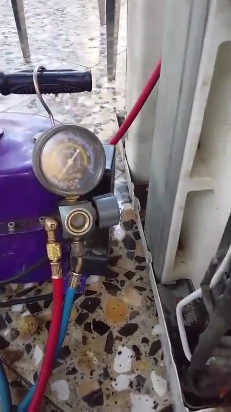 #_عندك_سبلت_تريد_تنصبه_ومحتار 👷‍♂️كادر متنقل👨‍🔧لادوخ ولا تحتار يصلك لباب🚪 الدار🏘️  نصب سبلت 1 طن 35
نصب سبلت 1 طن ونص 40 
نصب سبلت 2 طن 45 
نصب سبلت كنتوري 50
نصب سبلت كاسيت 100 
ويوجد كادر متخصص لنصب السبلت VRF 
تنظيف سبلت جداري بدون تفصيخ  30
تنظيف سبلت جداري  مع التفصيخ التام 40
تنظيف سبلت كنتوري مع التفصيخ التام  50 
وصيانه جميع السبالت 
فور اتصالك يصلك الكادر 
الكرخ +الرصافه 

⛽ وصيانه👨‍🔧 موقعيه  ❄️ و بكل دقه بالعمل👷‍♂️سواء كان السبلت جداري او عمودي والكاسيت  ولكل الانواع  وبكادر هندسي مختص ليس لدينا فرع اخر. 👍
(لسنا الوحيدين ولاكننا الافضل )

  #مهندس مصطفى ***********
#_عندك_سبلت_تريد_تنصبه_ومحتار 👷‍♂️كادر متنقل👨‍🔧لادوخ ولا تحتار يصلك لباب🚪 الدار🏘️  نصب سبلت 1 طن 35
