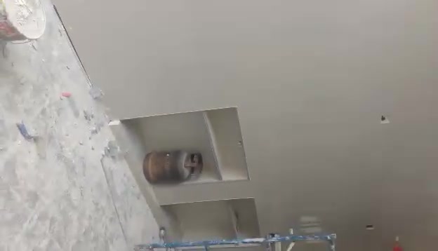 السلام عليكم أبو مالك خلفا سيراميك جدران وأرضية بورسلين مصري ومعي كادر اتفضل شغل درجة أولي ليزر جبان تسليم مهندس ***********
