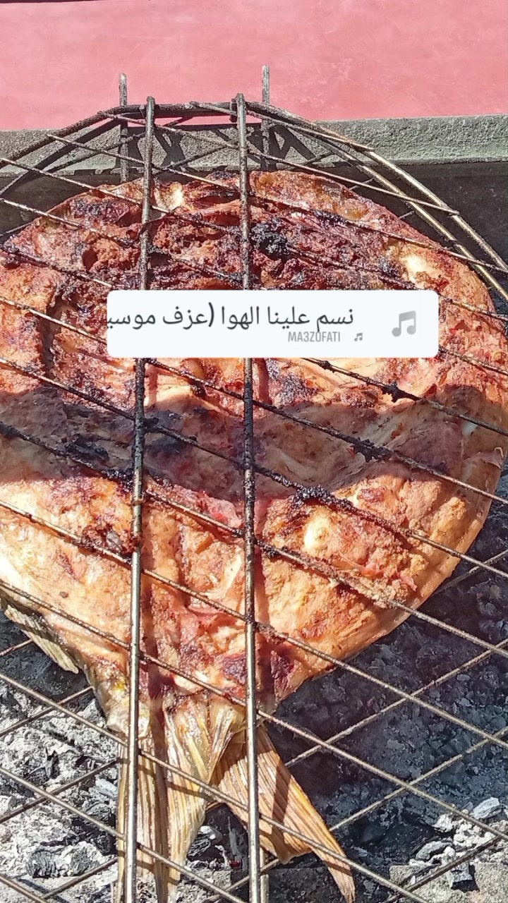 #بسمايه_اكثرها_تشتكي_من_شوي_السمج
#يمنه_الطعم_والنضافه_شي_مختلف_نورونا
#للحجز_***********
#عبود
