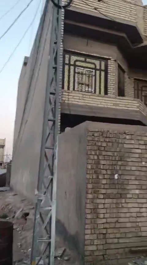 الانبار فلوجه حي الامين 
مشتمل للبيع مساحه ١٥٠ متر وجه ٧ونص نزال ٢٠ ركن قرب مدرسة الاعظميه ٥ غرف نوم التفاصيل بل فيديو 
السعر ١١٠ مليون للاستفسار 
***********
***********
***********
للمعلومات اكثر زيارة مكتبنا فلوجه حي الشهداء مقابل متوسطة المفاخر
