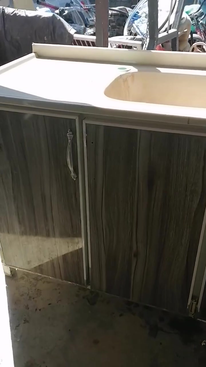سنك مرمر • متر ونص • ما بي عيب