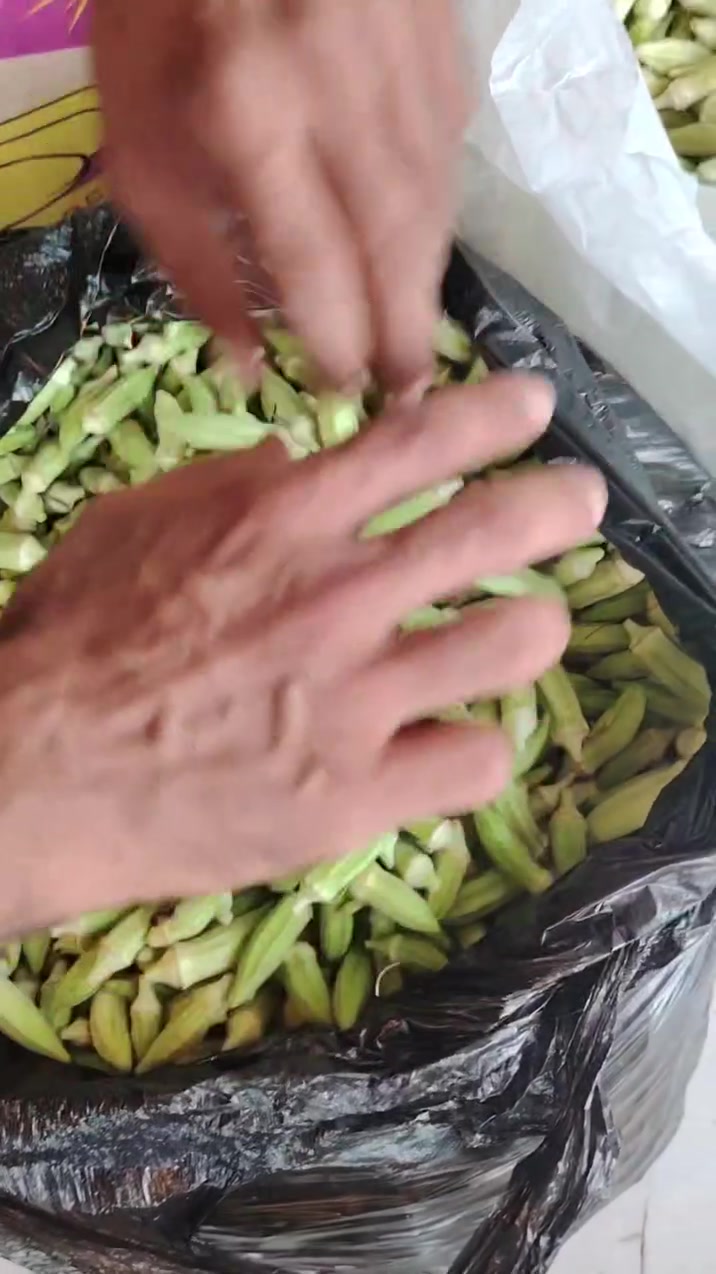 #ماكو_داعي_تطلع_من_بيتك_خلي_مسواكك_🍅🥬 _يوصل لبابك! 🚪💚
#التوصيل_يشمل_جميع_مناطق_السماوه_بسعر_رمزي_وبوقت_قياسي 🚚⏱

#عنواننا_السماوه_منطقة_٣٦_شارع_السيد✅🛒
‼️#يمكنك التحقق من الأسئلة الشائعة لدى زبائننا في الخاص
