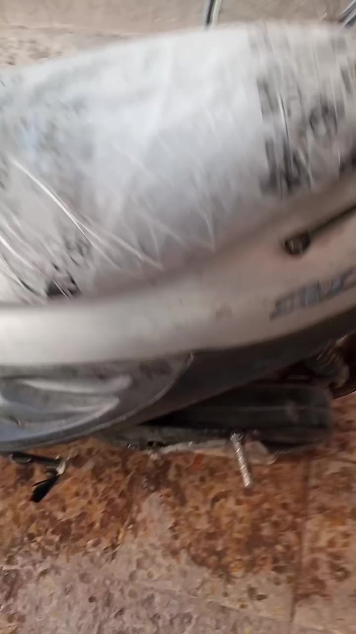 السلام عليكم دراجه بيجي البيع دراجه نضيفه وشلعه ونهضه ودراجه سلف وهندر شغالات ولايت وبكلايت وشاير كله شغال ما مفتوحه وسعر 325وبيه مجال كد جيه وهاهرقمي ***********وبي واتساب ومكاني رميثه بابو صريفه
