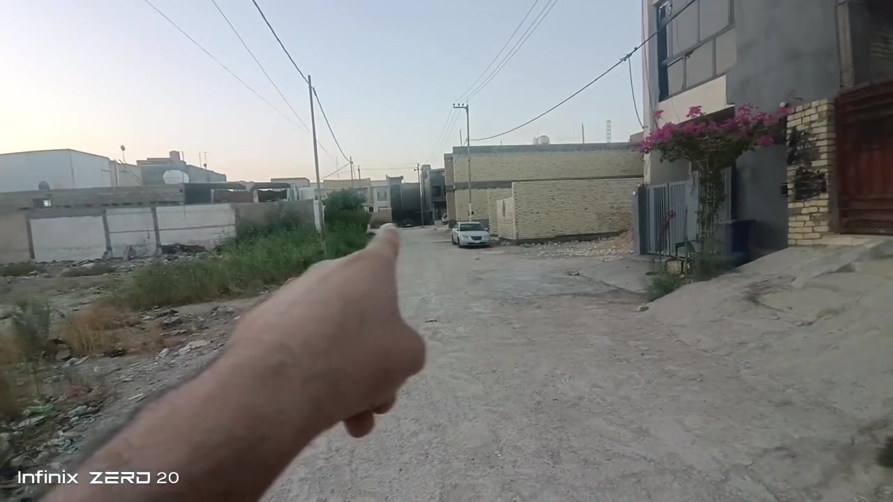 100 متر طابقين 3 غرف نوم كامل
ابو غريب حي الصديق  قرب المدارس الصينية 
السعر 128 بي مجال 
***********
***********
