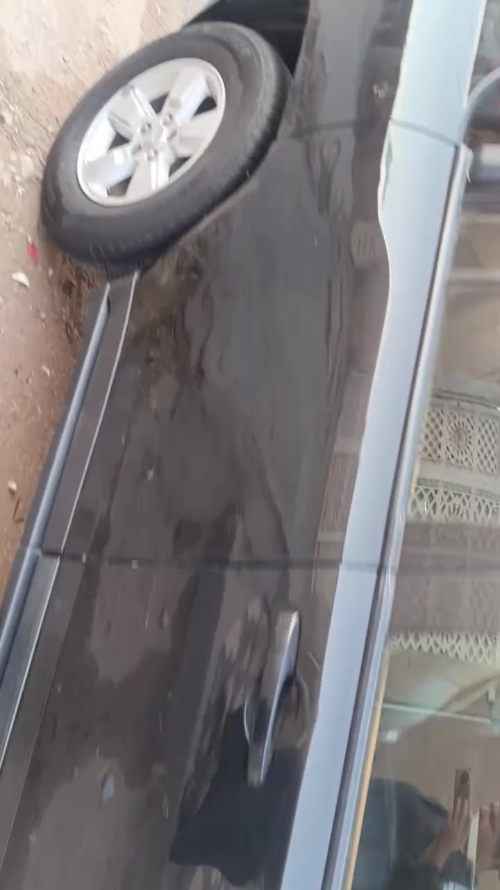 السلام عليكم جيب كومباس مديل 17 كلين طخات داخله حجم المحرك 4 بيع او مراوس مكاني ذي قار السعر 110مراس في سياره اكس بلور قريب السعر سيارتي ***********
