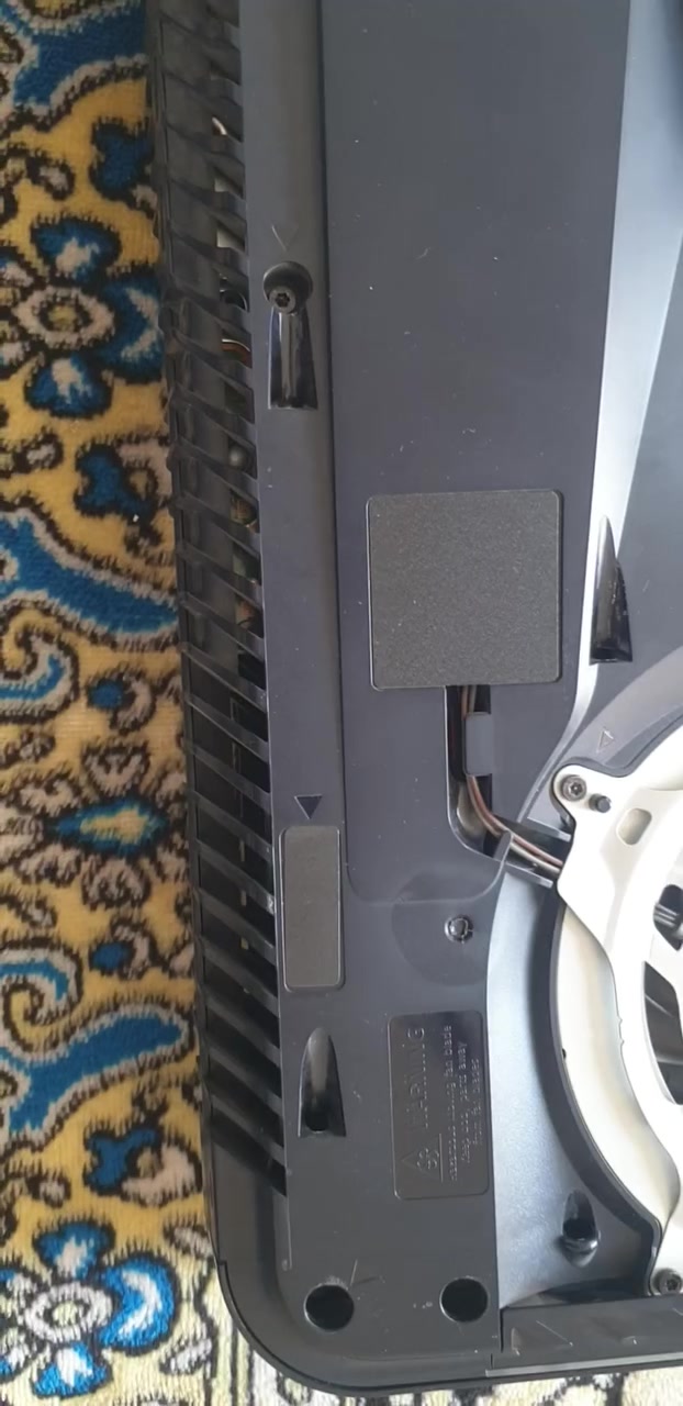 شبابنة الطيبين السلام عليكم توفر بلي5 فايف فات للبيع 
نضامة 13.40 نازل تهكيرة بس بعدة ما كامل 
فقط انتضر كم اسبوع او شهر و انشالله يتهكر 
ملحقاتة جوستك وحدة و الكيبلات بدون كارتون و بدون اقراص 
جهاز لوك ستيكر ما داخل أي تصليح و شرط الضمان 
فقط ملاحظة جدا بسيطة اكو عواج جدا بسيط بالحديدة مال منفذ اج دي اخي ركز فقط بالحديدة يعني ما مأثر على منفذ نهائيا وكلشي موضح بالفيديو 
سعرة 610 الف سعر نهائي بدون احراج رجا 
اني على باب الله اخوان رجا لحد يكسر بي 
مكاني واسط قضاء الصويرة 
للحجز واتساب ***********
