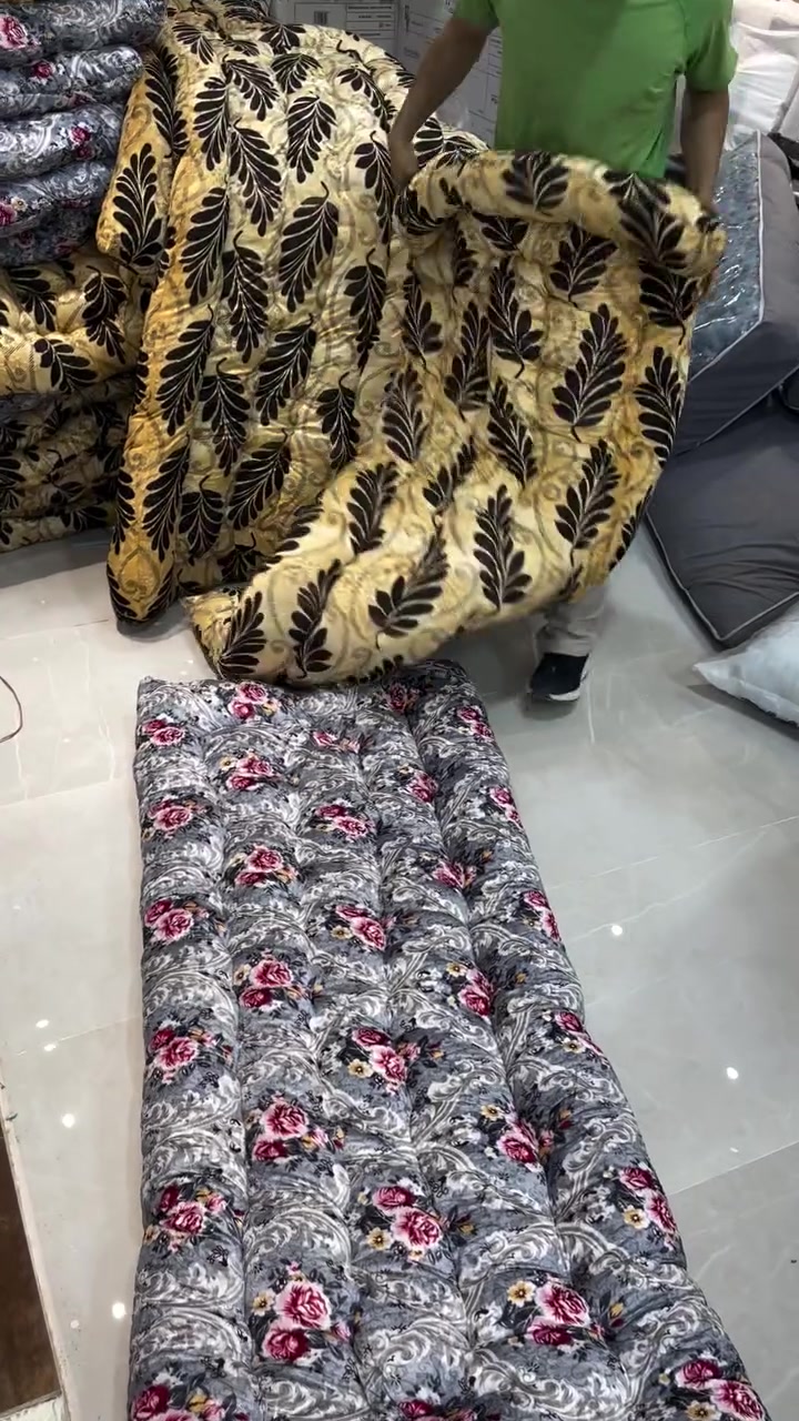 عروض خاص ( مفروشات الاخوين )
اقوه عرض ع جودليات ديباج 
وزن 2 كيلو 
طول 190 
عرض 90 
كل قطعتين ب 15 الف 
للحجز وستفسار رقم وتساب ☎️ 
***********
 #عروض #مفروشات
