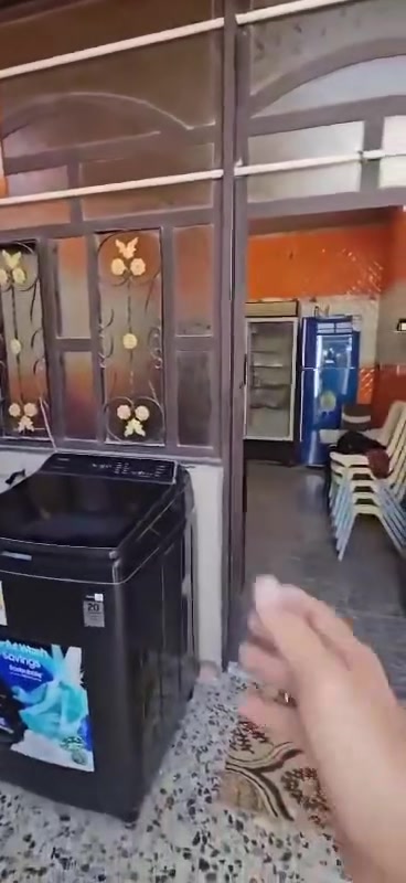 الضباط الجديدة • ١٥٠م • مشتمل