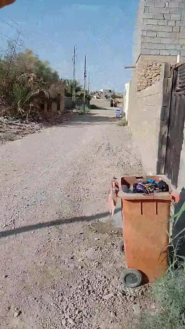 بيت للبيع مساحة،200 حي السكك قريب على مدرسة السندي والسعر يدخل على الخاص***********
