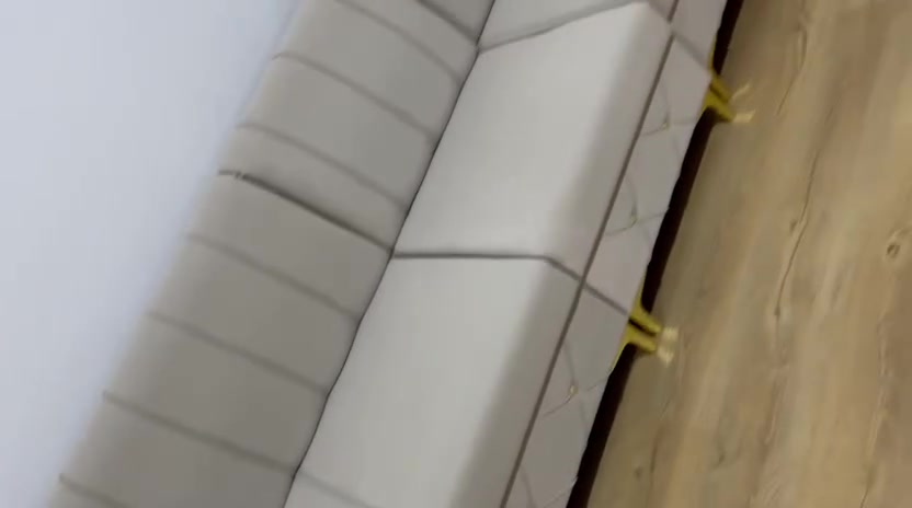 كنب • ماكو تفاصيل