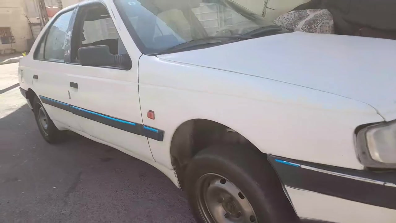 سياره للبيع بيجو مديل٢٠١٢ لسعر٢٣رقم***********
