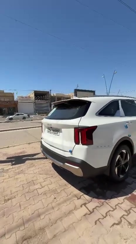 سورنتو ٦سلندرخليجي رقم بغداد بسمي مديل 24  ماشيه 33 كفاله 
مكان السياره ميسان العماره ***********
