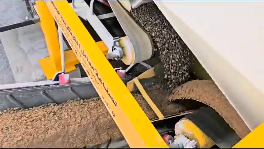 شركة المورد للتجارة العامة

الأولى في العراق في تصنيع وتجهيز معامل الكونكريت الحديثة

🔹 متوفر لدينا معامل كونكريت بجميع الطاقات الإنتاجية من 80 م³ إلى 135 م³ في الساعة.

🔹 جميع ملحقات المعمل من المناشئ التركية الرصينة.

🔹 هيكل حديد تركي عالي الجودة بسماكات:
6 ملم – 8 ملم – 12 ملم.

🔹 أنظمة تشغيل متطورة وكفاءة إنتاجية عالية.

🔹 يشمل العرض:
• النقل إلى موقع العمل
• النصب والتركيب الكامل
• التشغيل والتجربة
• التدريب على التشغيل

نقدم حلولاً متكاملة لمعامل الكونكريت وفق أعلى المواصفات الفنية والجودة المطلوبة.

           بإدارة  ثائر عبد الرزاق
      *********** واسامه التميمي ***********
