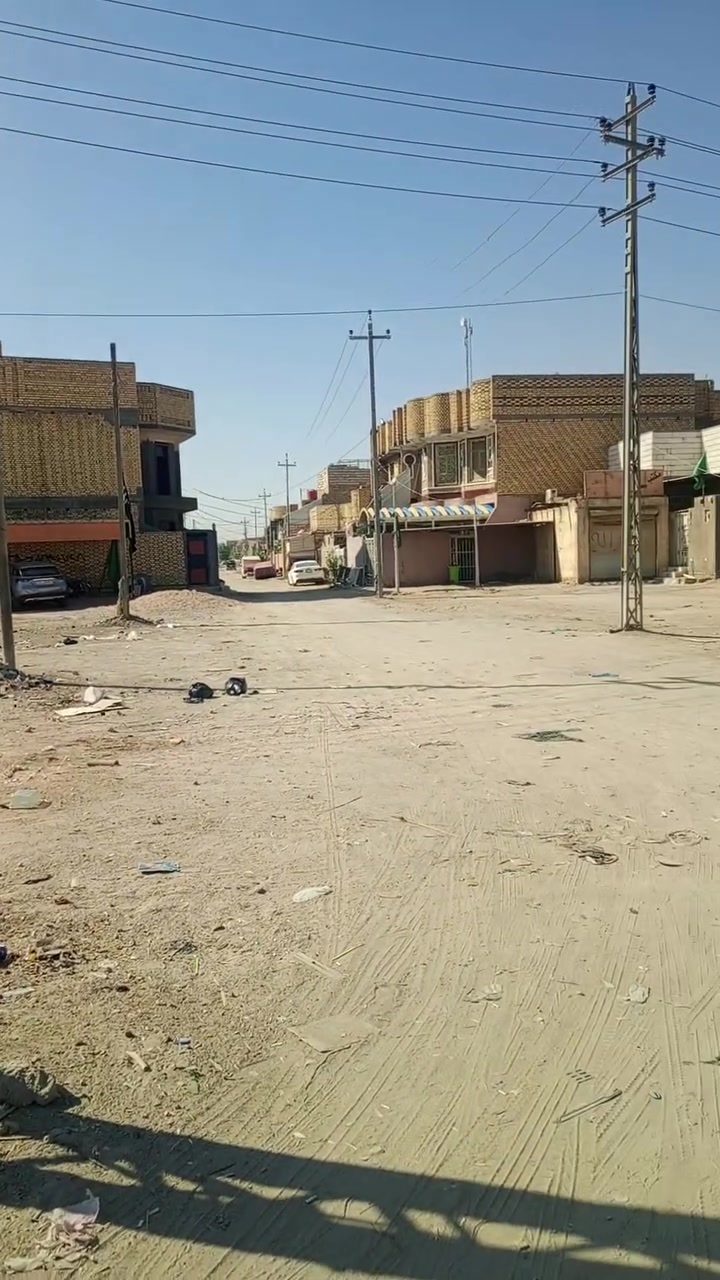 السلام عليكم قطعه للبيع بالناصريه مركز حي المعدان بالقناره وهذا الفرع مال القطعه وقطعه زراعي السعر ب 20 مليون وبيها مجال للشراي وهذا رقم الجهاز الاستفسار على الواتساب *********** ومستعجل على بيعتها مساحه 200القطعه
