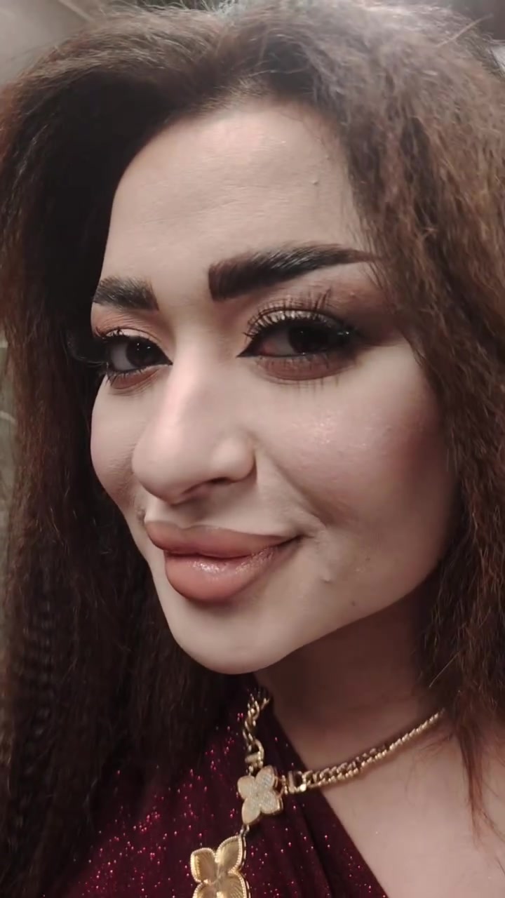 الكوافيره ساندي الشرطه الخامسه قرب جامع الجميلي *********** توجد لدينا خدمة منزليه لكافه الأقسام

نص مكتوب في الصور:
- TikTok Lite
- @noor_nona06