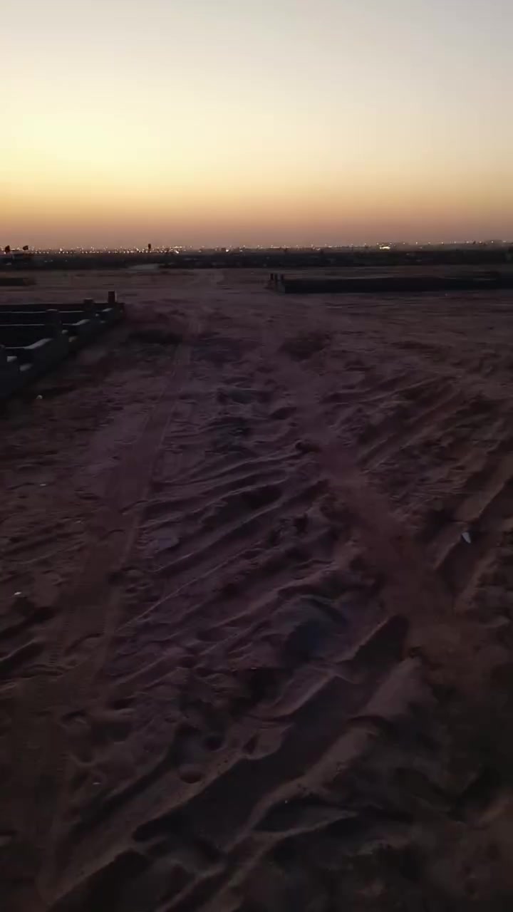 ***********

قطع على 40م في مقبرة كربلاء الجديده
