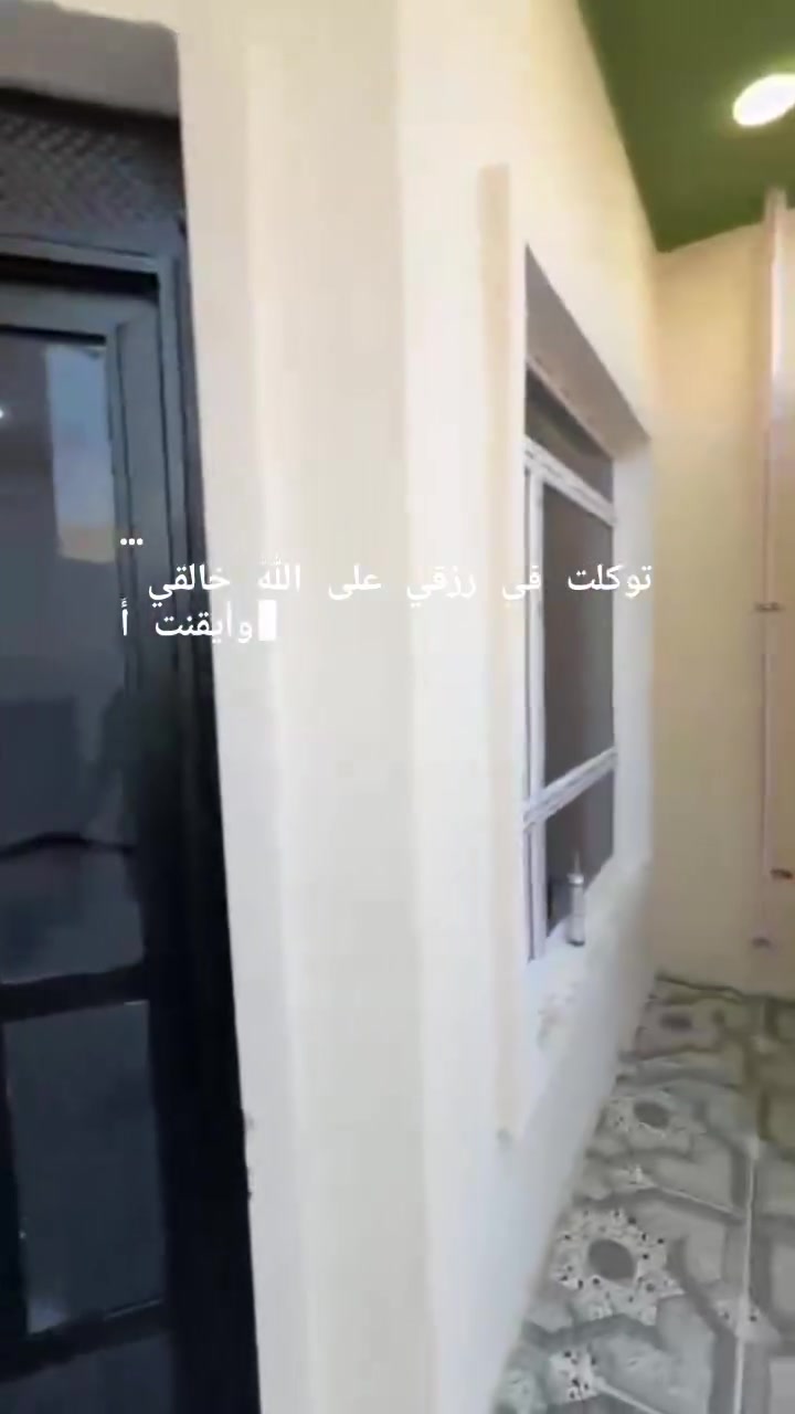 مكتب التوحيد للعقارات 
🏡دار للبيع
📍الديوم التوحيد المرغوب
📐المساحه ١٠٠ متر وجه ٥

✅طابقين ٣ نوم 
✅صاله استقبال
✅مطبخ 
✅مجاميع صحيه طابقين
✅بيت جديد وجاهز للسكن
💰السعر ٧٣ وقابل للتفاوض ***********
***********
