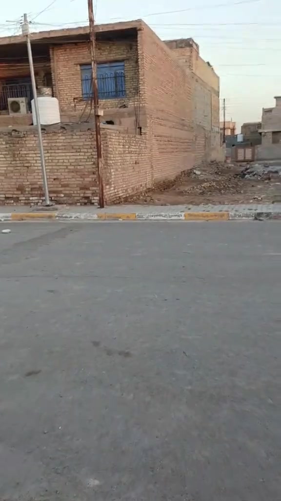 قطعة ارض للبيع مساحه 100 متر على شارع 20 العنوان بغداد الحسينيه خدمات مسقط مقابل حسينيه الزهراء سعر 23 مليون للاستفسار ***********
