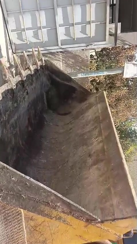 كاوسكي حجم 70 B
موديل 83

جاهز 👌 للعمل 

سنويه باسمي مشروع وطني 

رقم أنبار 

مكانه بغداد الدوره. 

تفاصيل السعر اتصال ع الرقم واتساب ***********