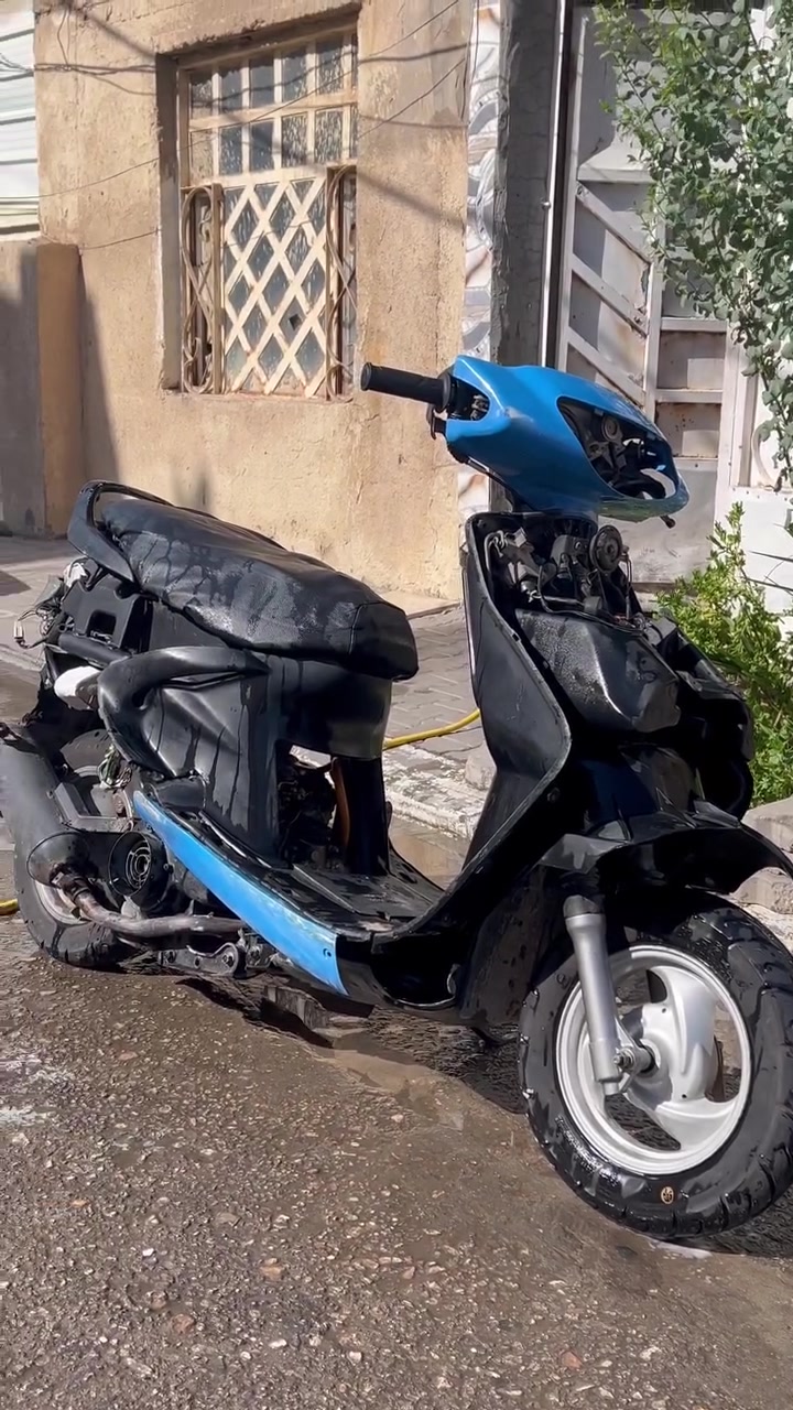 سلام عليكم فراشه للبيع مفتوحه بوشه ٥٥ بيه نواقص شغاله دراجه بس عوزه يعني ترتيب كفرات موجوده مكاني نجف حي سلام السعر ٢٧٥ وبيه مجال قليل الشراي يخابر على الرقم ***********
