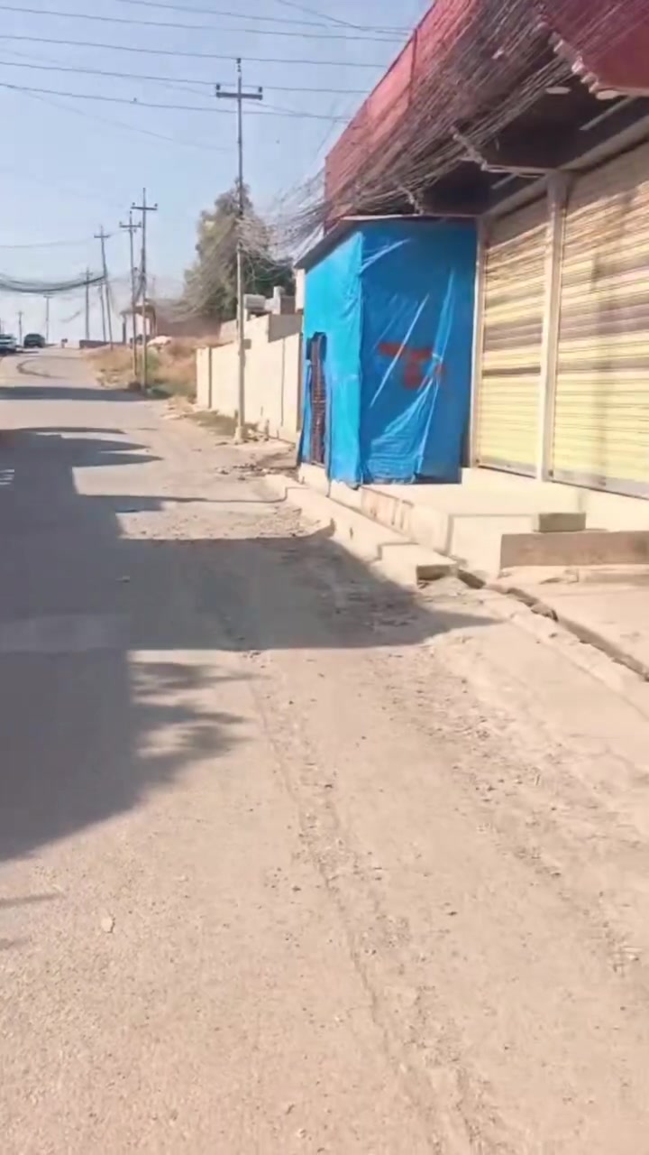 دار للبيع🏠 
حي الزيتون مدخل اسواق ابو علي 

مساحة 335 متر البيت جاهز واجهة 10 متر على شارع رئيسي  مقابيل مدرسة غصن الزيتون يتكون من غرفتين نوم موقع مرتفع 

خدمات #ماء_كهرب_تبليط

السعر 75 مليون

للتواصل مراسلة الصفحة

الأتصال واتساب ***********

***********
