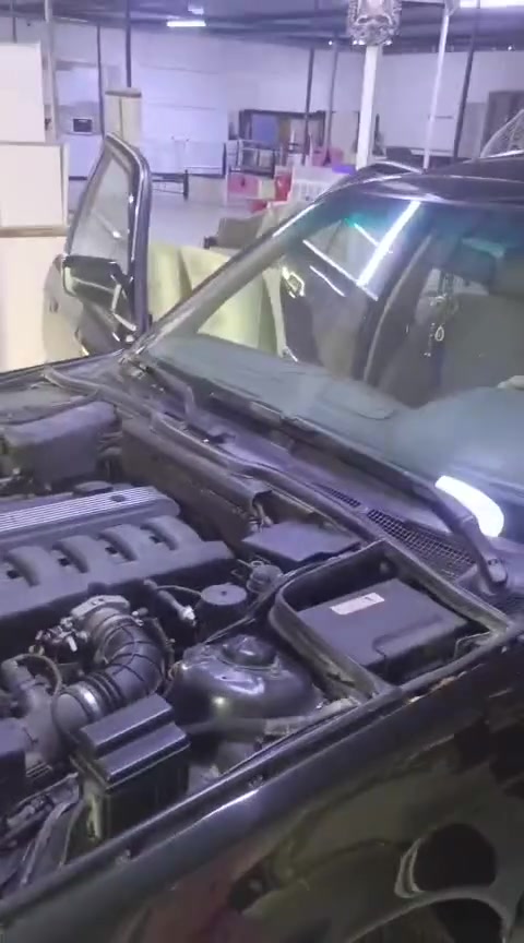 BMW  525مسكر
موديل 1992سنويه ماساقطه  لل2027كشنات كهربائيّة تبريد خير من الله صدر جديد مالكها بالحله السياره حلوه ونضيفه /الخاص مغلق اتصل وبيك خير وتدلل /السعر 70وبي مجال 
***********

