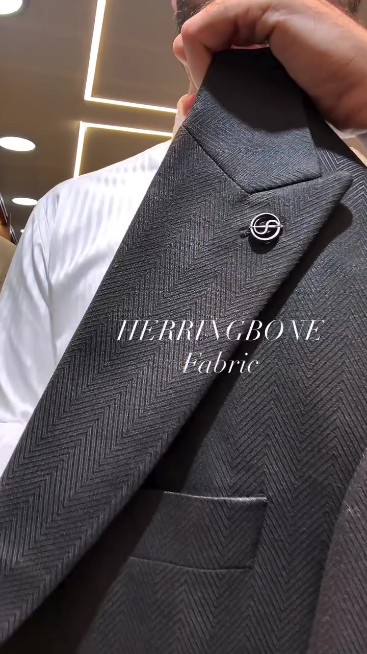 علق تم  ويوصلك السعر
بدلة دزاين 🇮🇹 HERRINGBONE Fabric
بغداد المنصور  طابق الاول مقابل علاء حداد ***********
