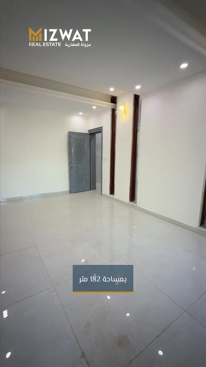 دار مميز للبيع وبسعر جدا مناسب 

الموقع اليرموك 

المساحه 182

الواجهة 6 الاربع 

***********
