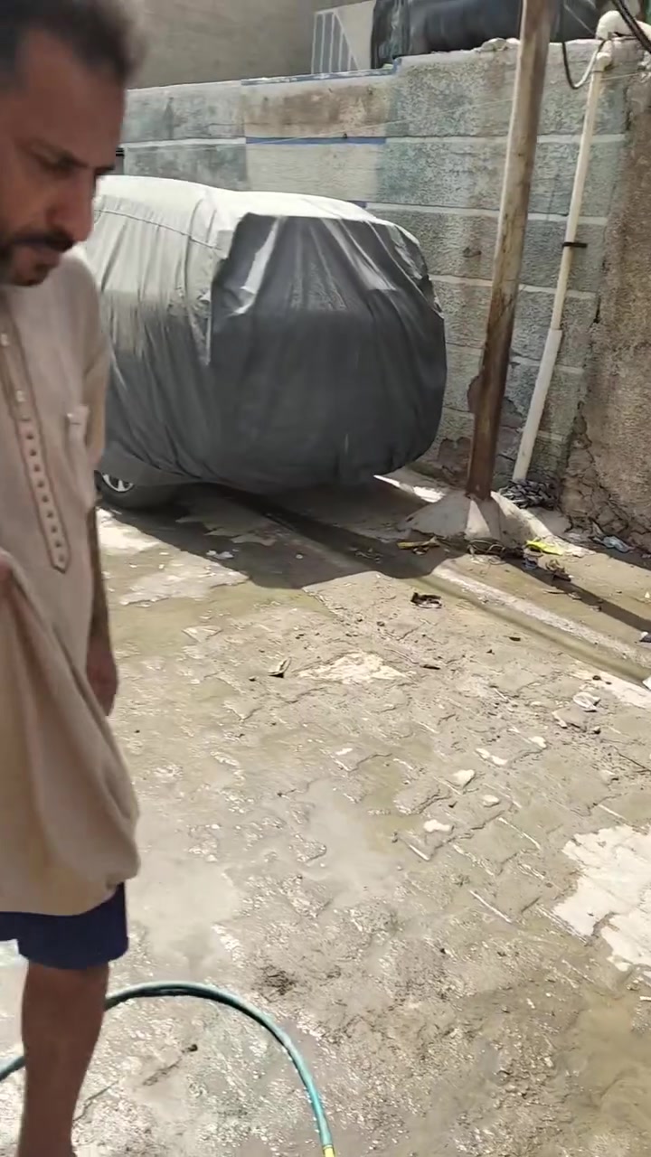 السلام عليكم عندي نص قطعه (للايجار) نضيفه خلفيه قاطين بقطاع 73 يم مدرسه الرائد
جيب غراضك وتكعد موجود سخان وتانكي وايرسحب كامل
للاستفسار ***********
