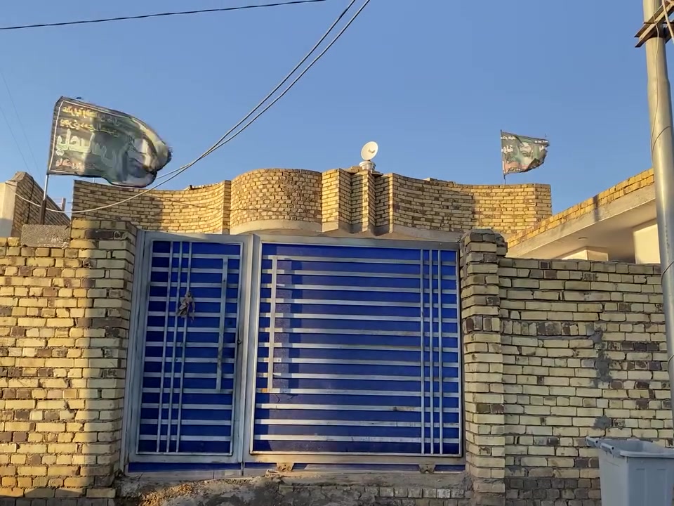 بيت للبيع المساحه 300 مترطابو  زراعي
العنوان ميسان الحولي منطقه عباده 

الاستفسار ***********
