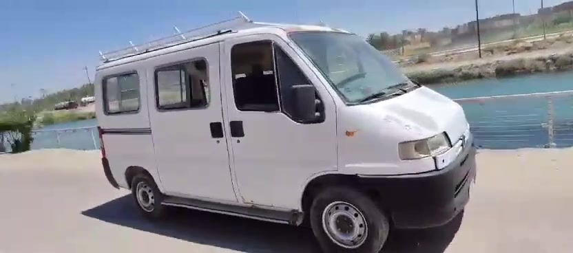 السلام عليكم بيجوا بوكسر موديل 1998مكينة بيها تبخير تايرات نضاف شغالة تمشي خير من الله السيارة راعيها متوفي عندي رقم اخو راعيها ليطلبون شي ولاابد لكن بيها قاصرين ابيع او ارواس نطيت كل تفاصليها الكم عندة مرواس حسب القناعة سعرها 25 قفل للتواصل واتساب***********
