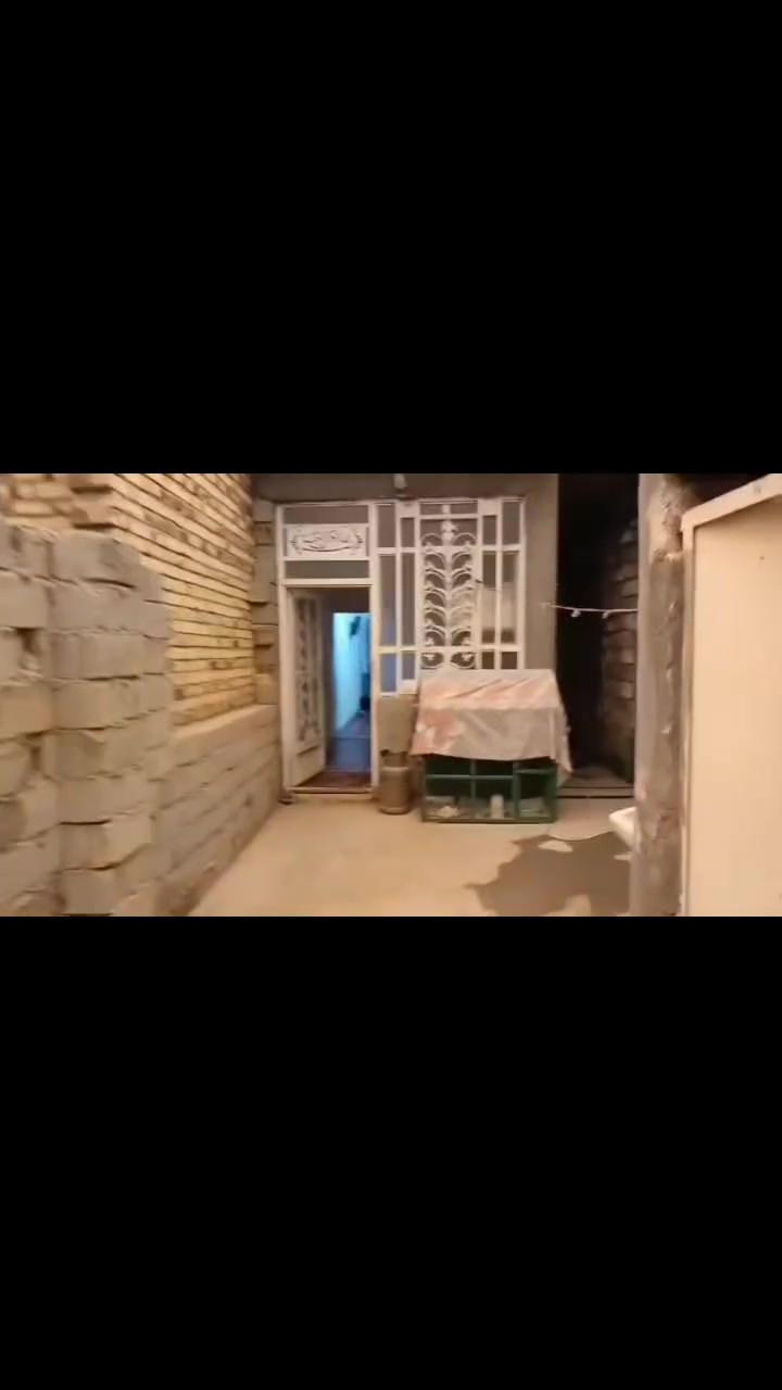 يالله السلام عليكم بيت طابو زراعي سند 25 قرار محكمه بي مساحه 80 غرفة صاله مطبخ صحيات مكان طوريج ام الهواء جديد مقابيل حي زهراء بيت قريب عله شارع زوار سعر 30مكان جداً راقي ***********
