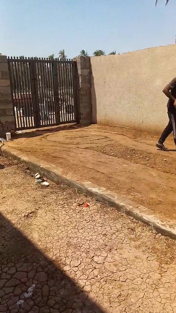 كادر جاهز • صب سطوح • تفليش بيوت