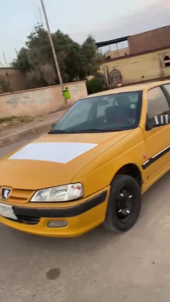 يا الله من رخصت الدمن بيجو بارص موديل 15 رقم البصرة سنويه 30 مصفره هيه وقرمات سعر 28 مكينة وكير كفاله تخم تاير ودوشه نضاف مكفول من ضربه وتديل تبريد شقل حداده جديد مكان البصرة القرنه شراي ينتصل ويدل***********
