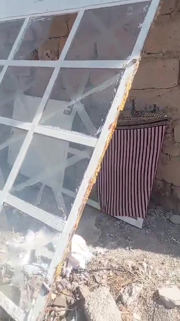 السلام عليكم لدي جام خانه للبيع 150المكان موصل ايمن حي المامون هذا الرقم بي واتساب وبي خط***********📞
