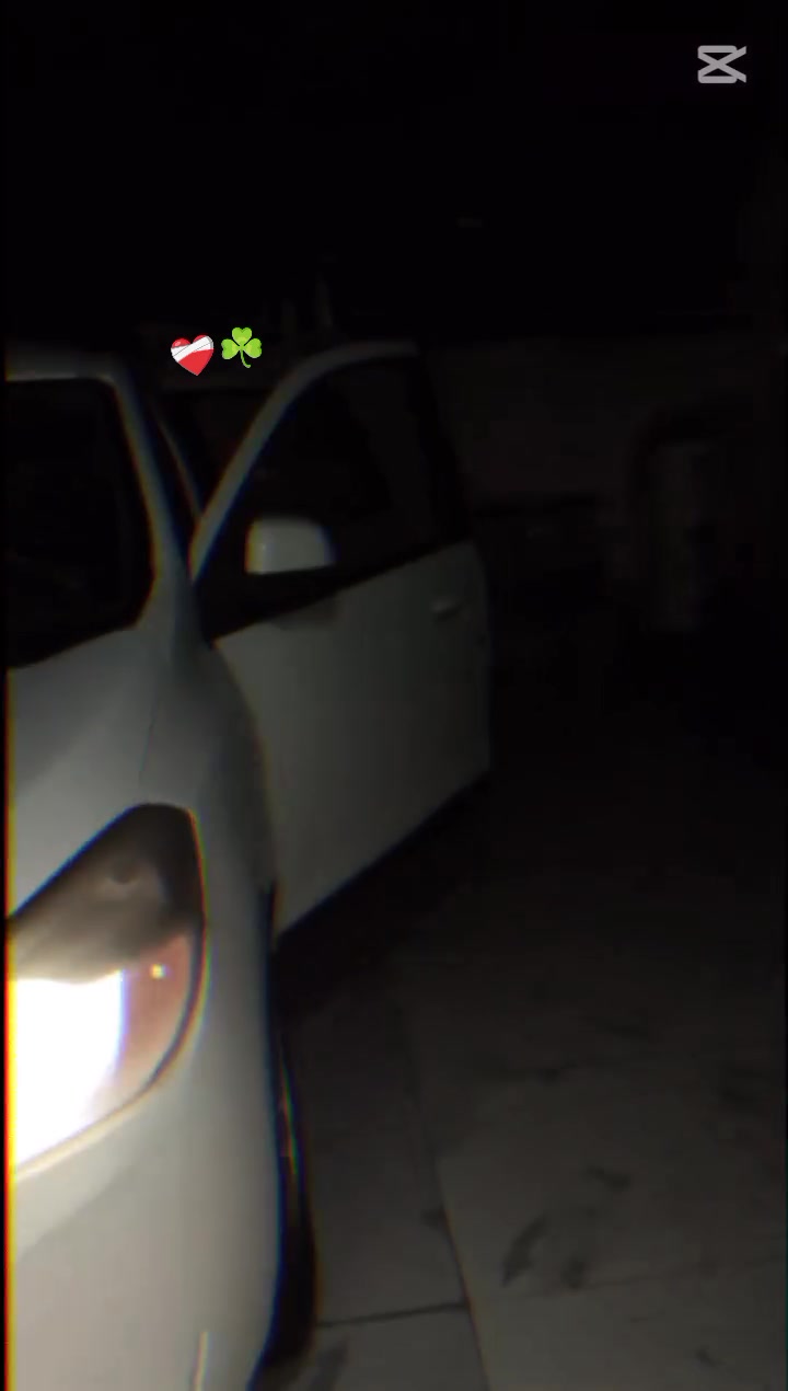 .. ياالله .. السلام .. عليكم .. 
للبيع رينو لودجي موديل 2014  سياره سبعه راكب خصوصي سنويه  جديده 2030رقم دولي كربلاء سياره ماعليه غرامات كير عادي المرغوب   ترايك وين ماتريد حداديه جاهزه تخم تايرات جدد دواخل كارتون كشنات بلاد اسود دواخل لونين أسود وبيجي عل بلاد كهربائيات كامله لايت عالي ناصي زنون اصل مو زرع مكينه ناعمه لاتنقيص ولانضوح ولاتبخير سياره بيه حادث جنطه تحتاج قبق جنطه أو تعوفه هيج هم ماعليه 
مكاني ديوانيه مركز.      ﴿سعر  السياره 53 وبيه مجال لشراي ﴾. تواصل واتساب او اتصل  ***********  .
