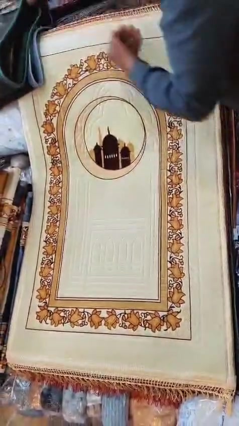 السلام عليكم
الى الزائرين و المعتمرين. (( سجادات الصلاه*  سبح* ترب
 جادرات الصلاه او عبايه الصلاه وأكياس الدعايه))
ابو علي لمفروشات نقدا  وبلتقسيط
سوق شهداء الامين الفرع الاول مقابل سيف العطار
واتساب المحل/***********
