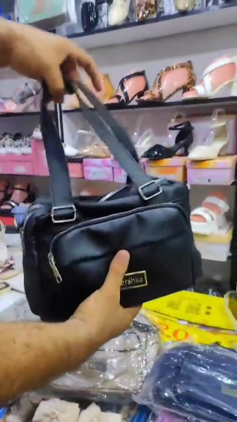 #جددينا_وحصرينا💃😍

حقيبه  سوفت 

السعر  8.000 الاف

للطلب راسلو وتساب /*********** 📞

العنوان/ذي قار/الــــرفاعي 🥰
يوجد تــوصــيل 👍
