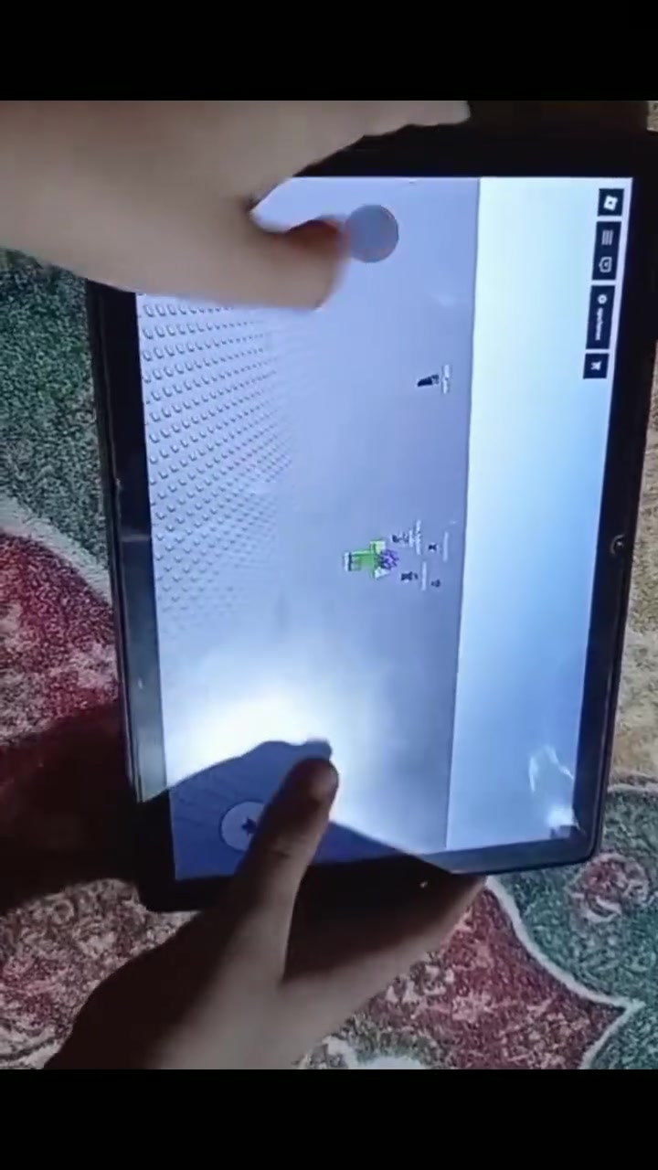 السلام عليكم متاح غسالة مستعملة شغالة غسل وتنشيف سعر 60 وايباد مستعمل نظيف مع كارتونته وحافظة فقط سعره45 المكان حي الاعلام هذا رقمي ***********
