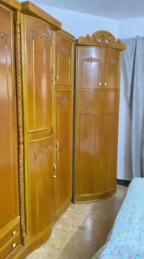 غرفه صاج للبيع كلش نظيفه بدون كسر السعر مليون وبيهه مجال قليل مكاني حي الضباط
***********
