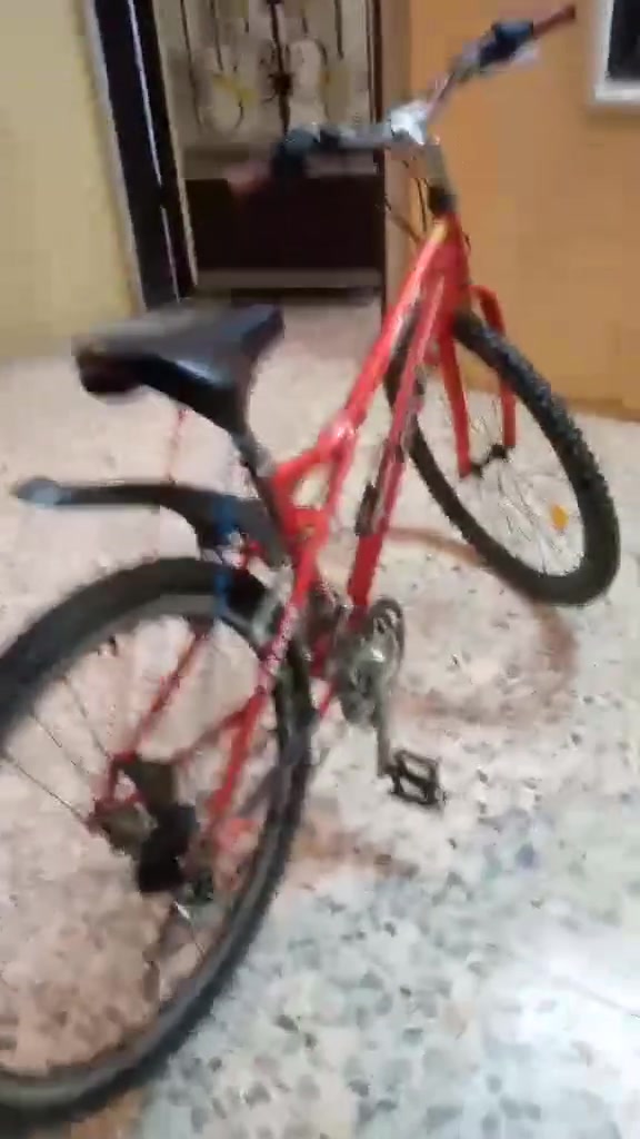 جيتي • نظيف • يحتاج كير